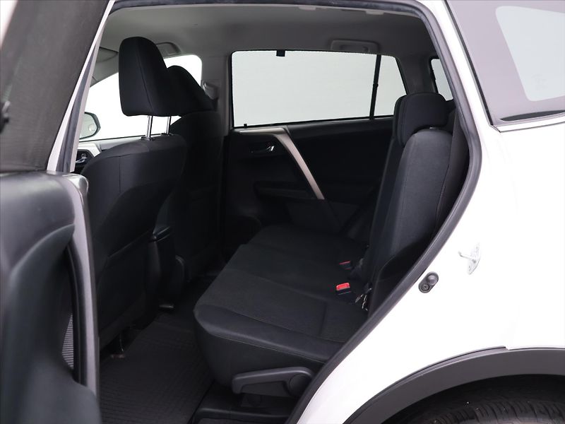 Toyota RAV4 2,0 VVT-i 4x4 Comfort - fotka 13 z 26