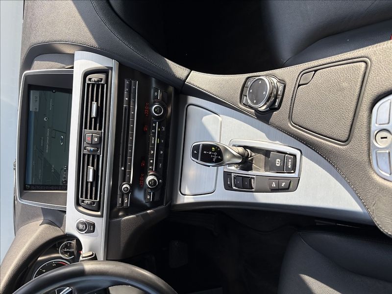 BMW Řada 6 640d 230 KW xDrive Gran Coupe - fotka 12 z 26