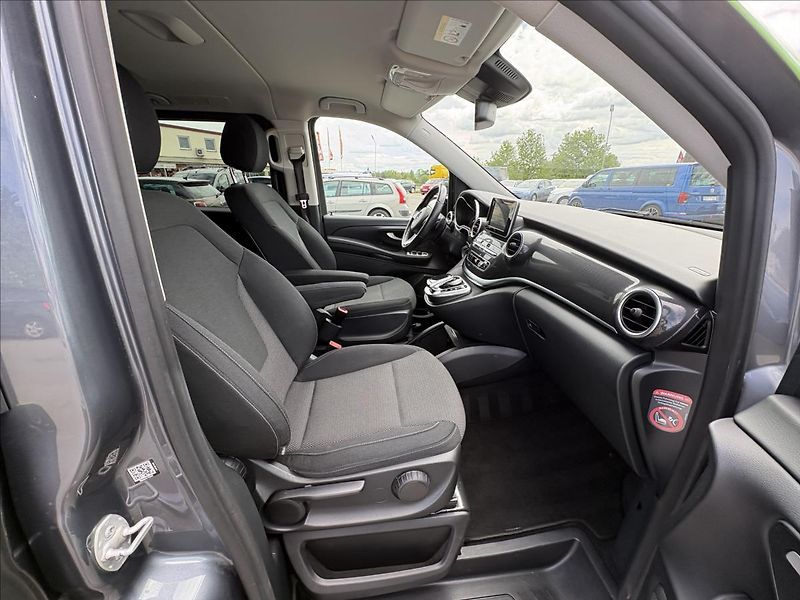 Mercedes-Benz Třídy V 2,2 250 CDi 4M,Led,Navi,Kamera - fotka 30 z 44