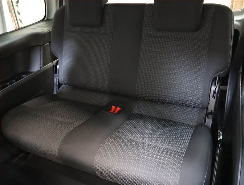 Volkswagen Caddy (2017) Maxi 2.0 TDI, 7Míst - fotka 16 z 17