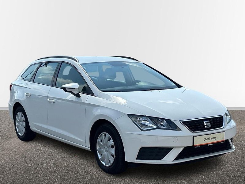 Seat Leon Reference - fotka 14 z 24