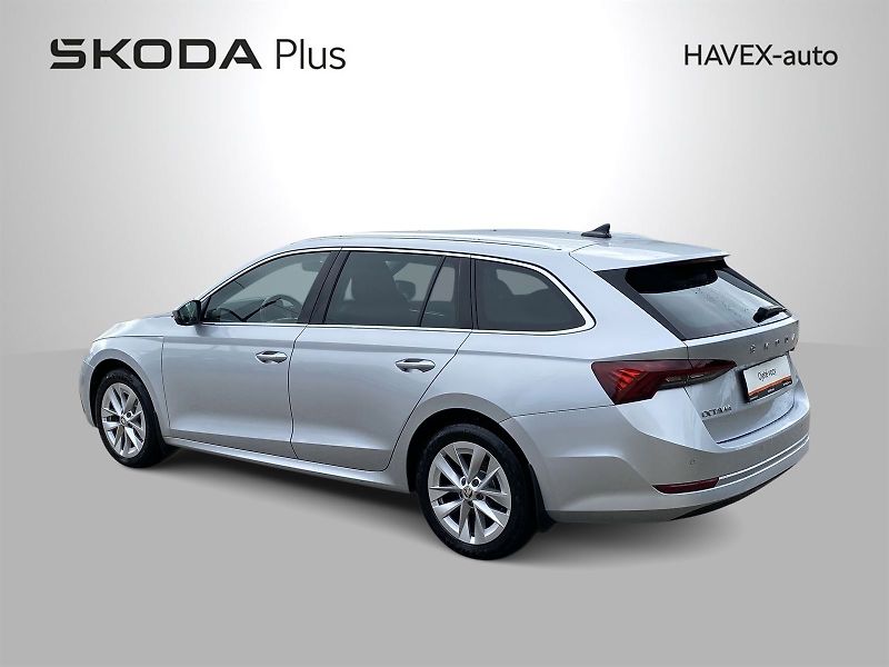 Škoda Octavia (2021) Combi 2.0 TDI 4x4 DSG Style+ - fotka 35 z 36