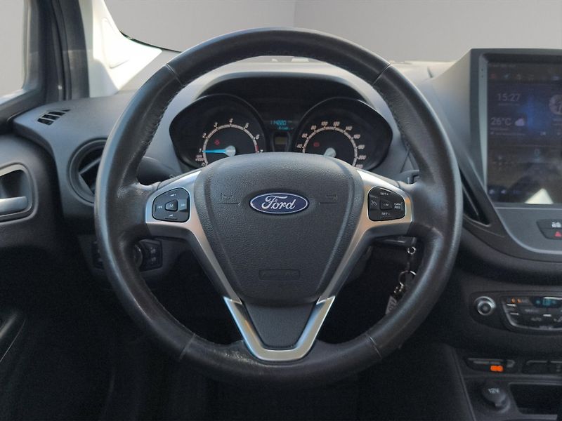 Ford Tourneo Courier (2018) 1.0 73kW, ČR, Serv. kniha, Výh - fotka 10 z 26