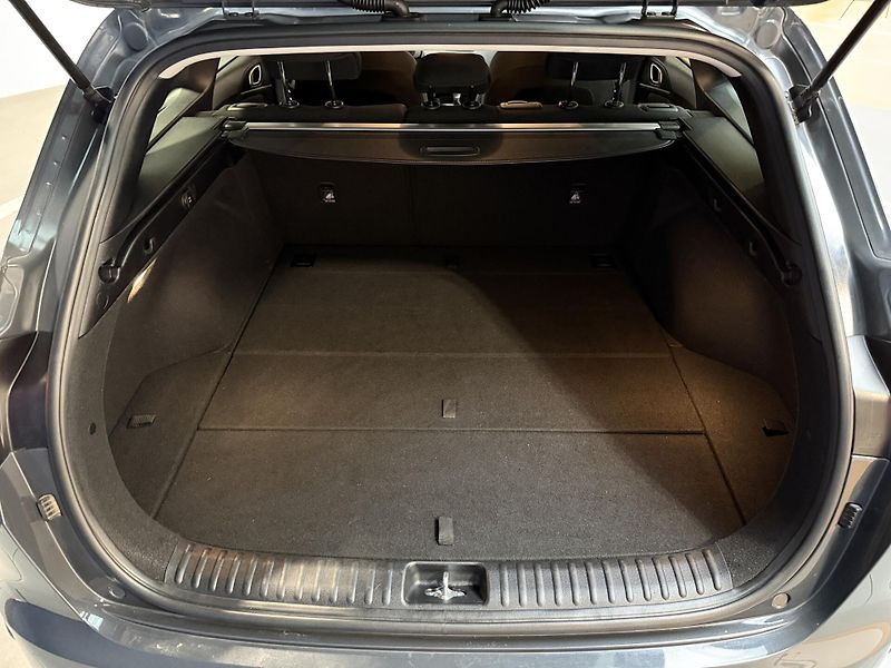 Kia Ceed 1.5 T-GDI 118kW Top SW DCT - fotka 12 z 13