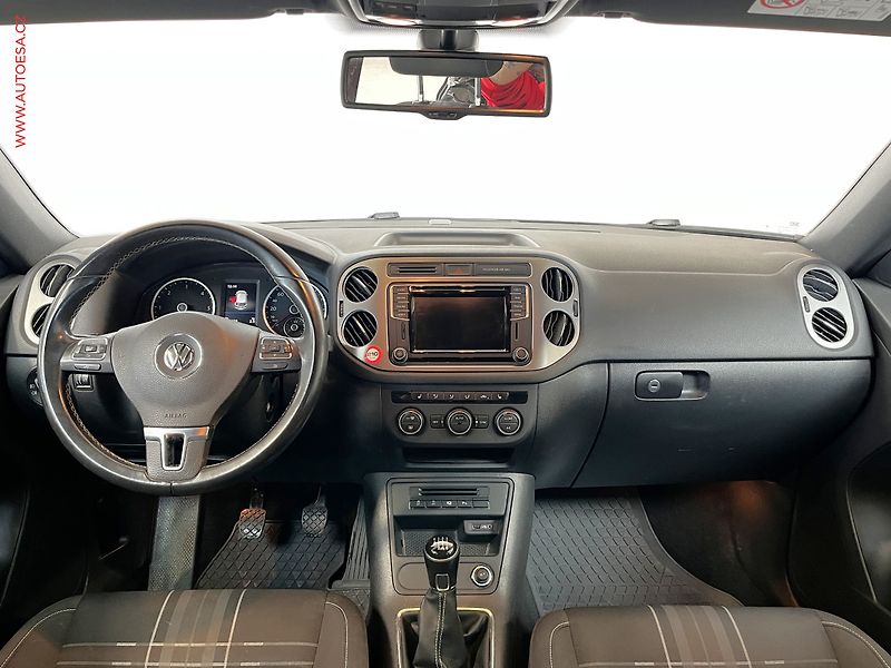 Volkswagen Tiguan (2016) 2.0 TDi, Lounge, bixen, navi - fotka 8 z 21