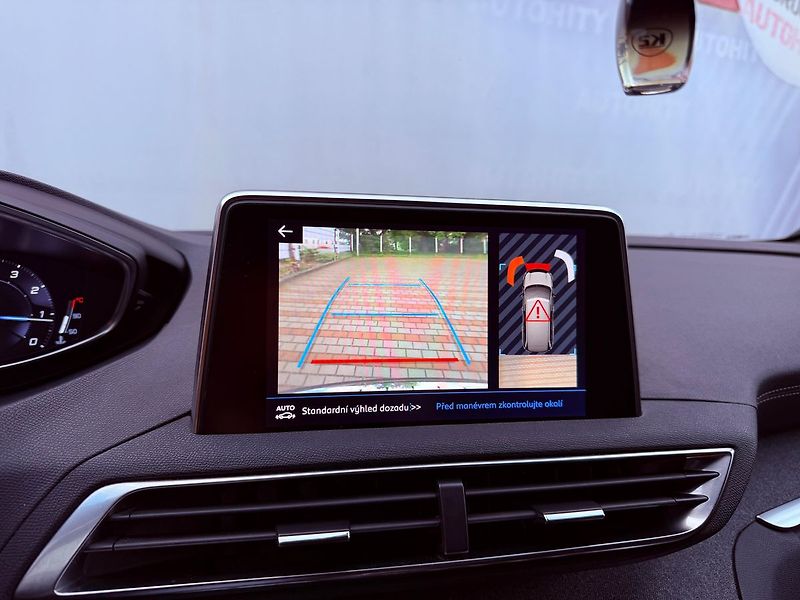 Peugeot 5008 1.6 PureTech Allure, Serviska - fotka 24 z 36
