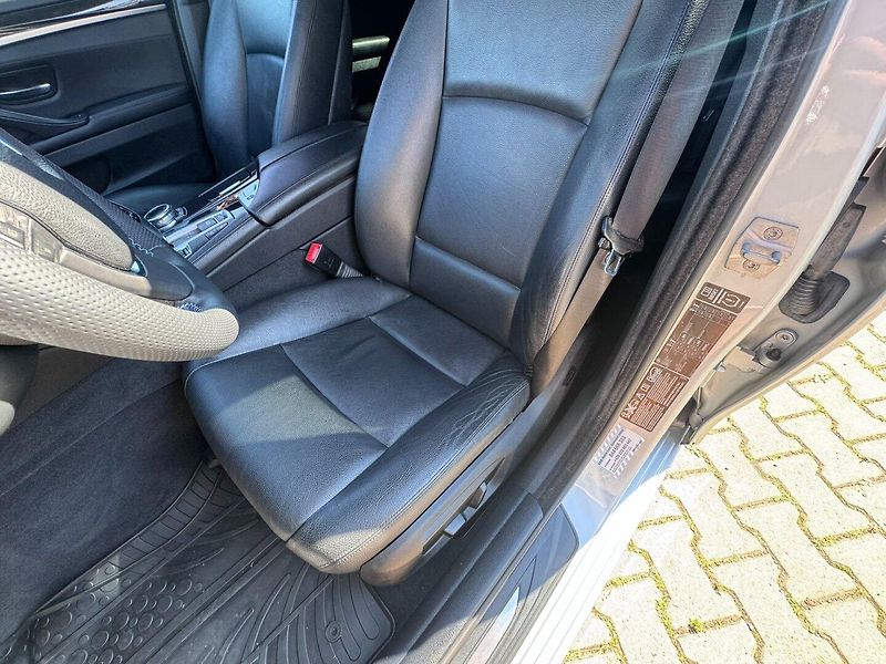 BMW Řada 5 (2014) XDRIVE 520D 2,0 140 KW 2. MAJ - fotka 22 z 47
