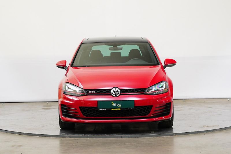 Volkswagen Golf - fotka 4 z 25