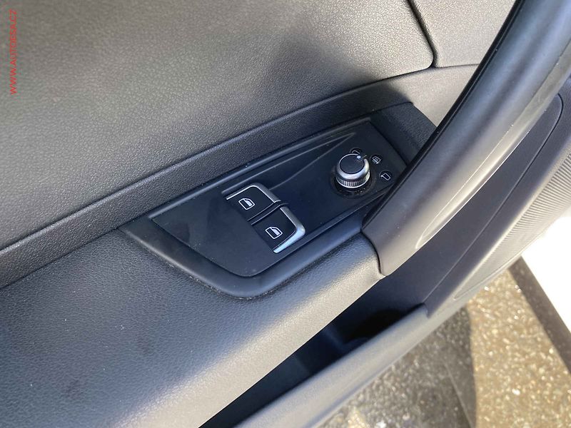 Audi A1 (2018) 1.0 TSi, 1.maj, +ALU - fotka 12 z 15