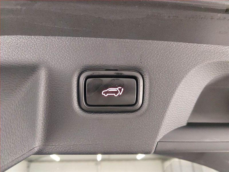 Kia Pro_Ceed (2024) GT-Line 1.5 T-GDI MHEV - fotka 16 z 25