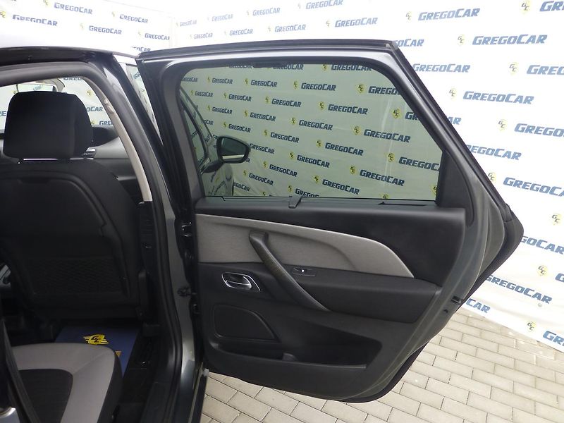 Citroën C4 Picasso (2016) 1,6HDI*NAVI*KAMERA**EXCLUSIV* - fotka 23 z 29