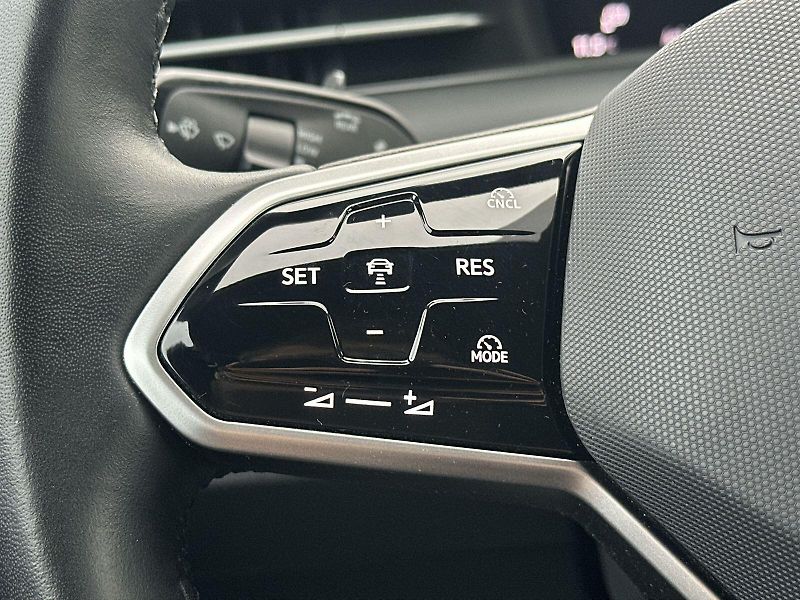 Volkswagen ID.7 Tourer (2024) 210 kW Pro - fotka 19 z 36
