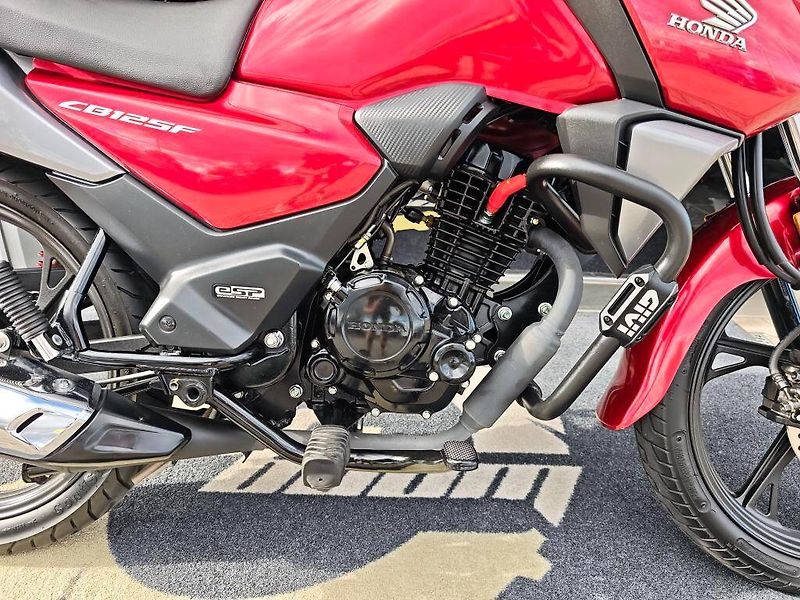 Honda CBF 125 (2023) - fotka 14 z 18
