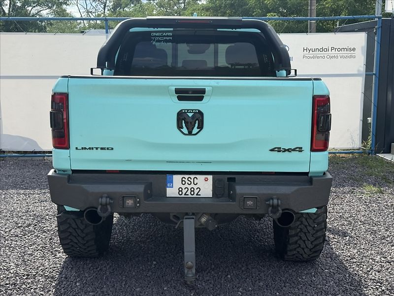 Dodge RAM 5,7 LIMITED Rough Coutry - fotka 21 z 22