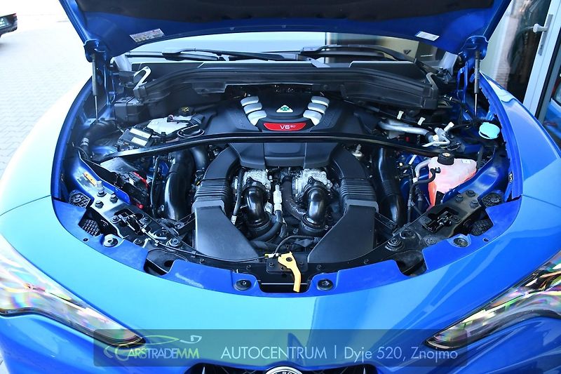 Alfa Romeo Stelvio 2.9V6 Bi-T.382 kW QUADRIFOGLIO - fotka 60 z 61