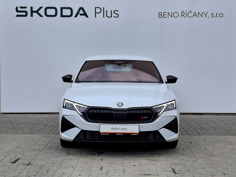 Škoda Octavia (2025) RS DSG 2,0TSi 195kW - fotka 4 z 35