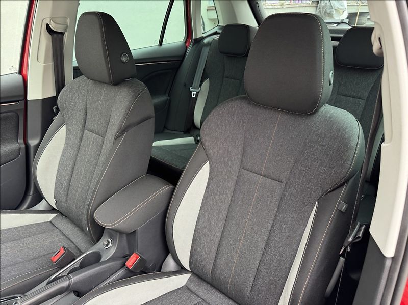 Škoda Kamiq 1,5 TSI STYLE DPH 1maj původČR - fotka 22 z 50