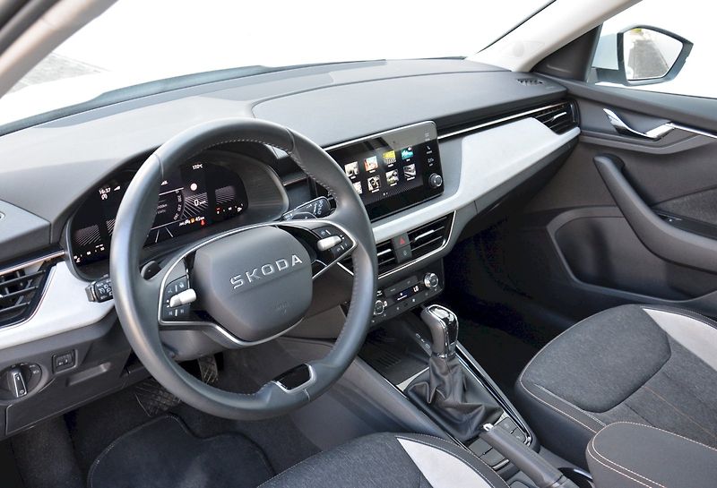 Škoda Kamiq (2025) 1.0 TSI 85 kW TOP Selection DS - fotka 8 z 25