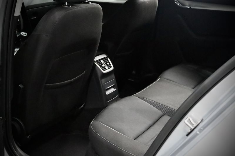 Škoda Octavia 3 FL Combi 1.4 TSI 110 kW - fotka 18 z 29