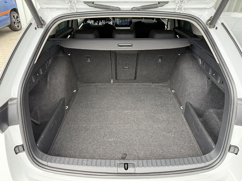 Škoda Octavia DSG 2,0 TDi 110 kW Style - fotka 24 z 25