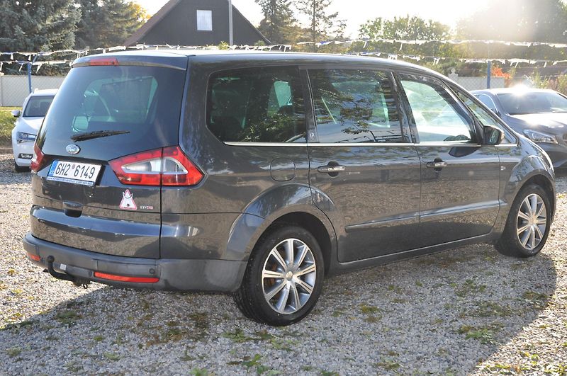 Ford Galaxy 2.0TDCi 103kW 7.míst - fotka 3 z 17