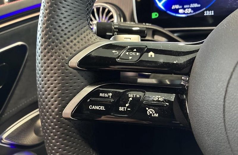 Mercedes-Benz EQE 350 AMG Kam BLIS LED Tažné - fotka 25 z 27