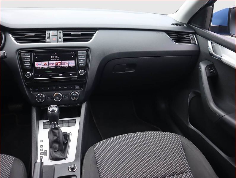 Škoda Octavia (2016) Style 2.0 TDI, Automat - fotka 8 z 21