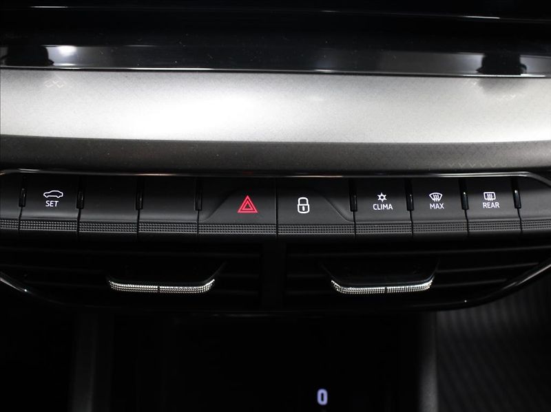 Škoda Octavia 2,0 TDi DSG Ambi. 104tkm.ČR - fotka 20 z 23