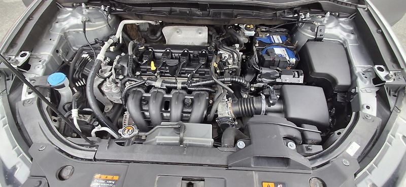 Mazda CX-5 2.0 benzin 121 kw - fotka 14 z 39