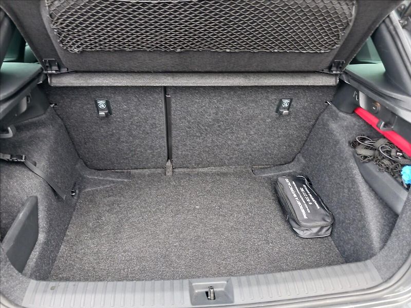 Škoda Kamiq 1,5 TSI 110kW MONTE CARLO - fotka 24 z 27