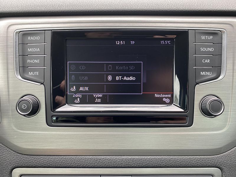 Volkswagen Golf Sportsvan 1.4 TSI 92kW- ALU - PDC -TAŽNÉ - fotka 23 z 46