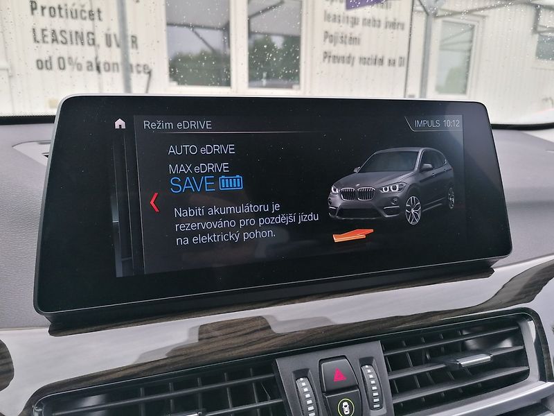 BMW X1 (2022) xDrive25e PHEV 162kW Plug in - fotka 25 z 43