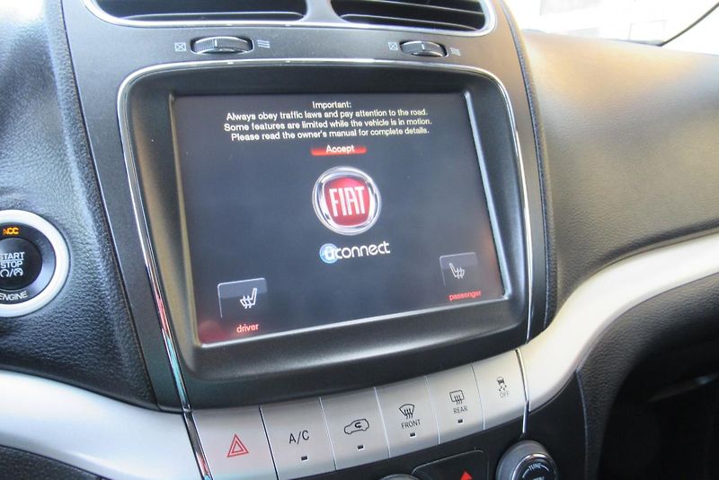 Fiat Freemont 2.0 MJT 4x4 AUTOMAT NAVIGACE - fotka 11 z 24