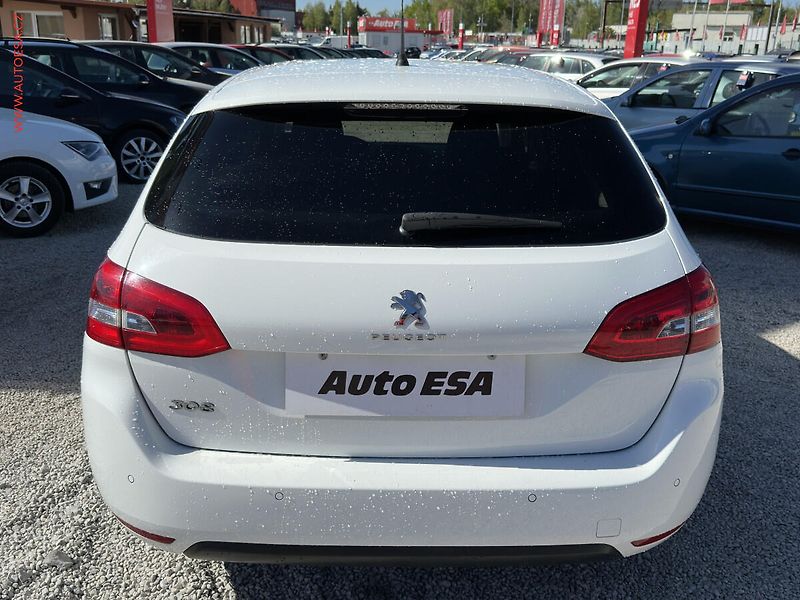 Peugeot 308 (2017) 1.6 D, ČR, AC, temp - fotka 5 z 21