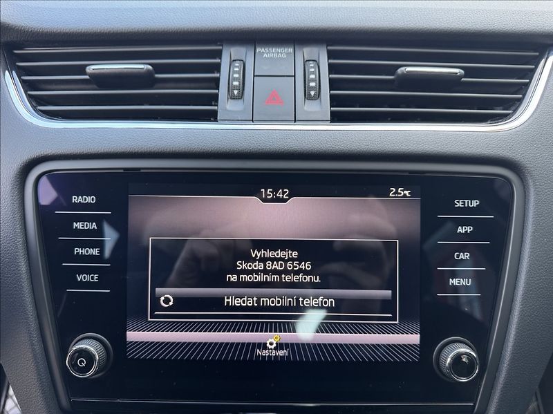 Škoda Octavia 1,5 TSI STYLE DPH 1maj původČR - fotka 38 z 50