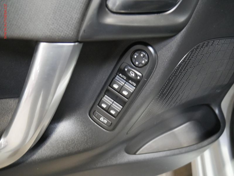 Citroën C3 (2013) 1.2i, STK11/27 - fotka 11 z 15