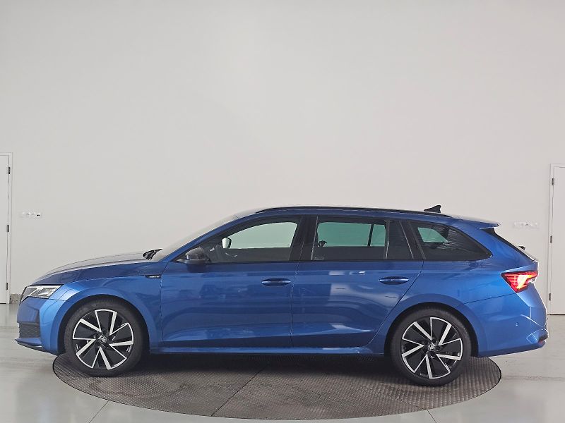 Škoda Octavia (2025) 1.5TSI 110kW SPORTLINE TAŽNÉ - fotka 3 z 28