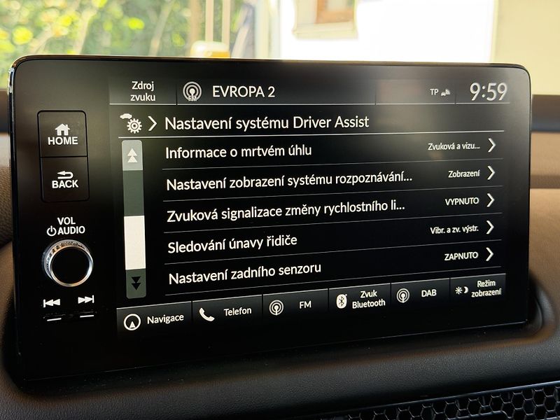 Honda ZR-V 2.0 i-MMD Hybrid Advance - fotka 15 z 32