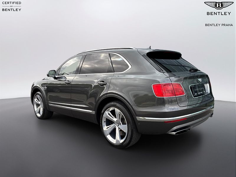 Bentley Bentayga W12 - fotka 3 z 14