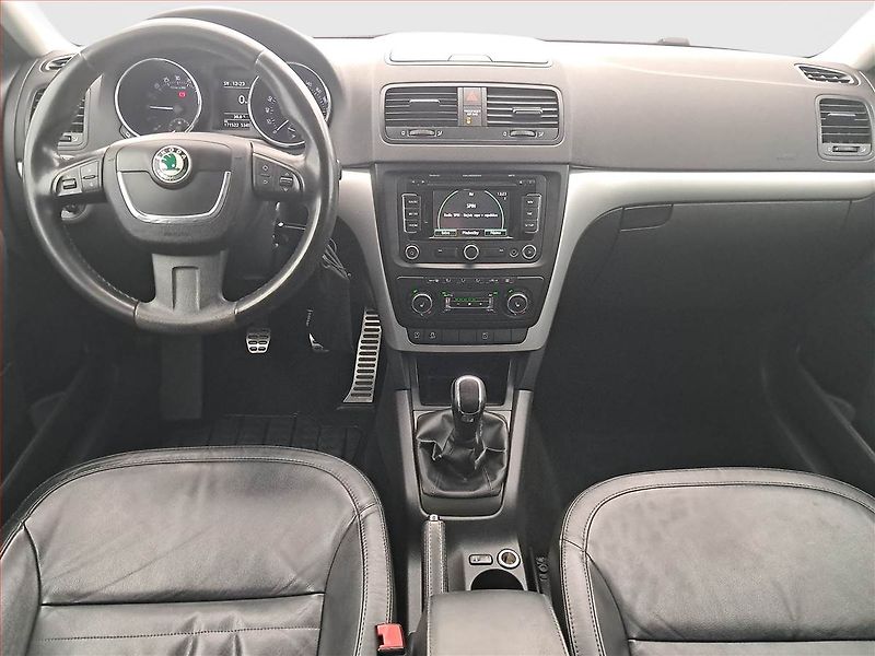 Škoda Yeti (2012) Elegance 2.0 TDI, Serv.kniha - fotka 8 z 17