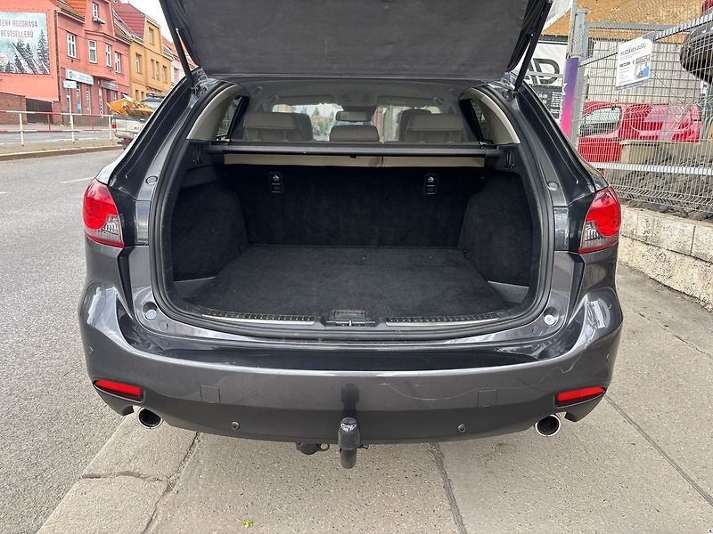 Mazda 6 2.2D/2014/129KW-MAN6-ZÁRUKA12 - fotka 45 z 45
