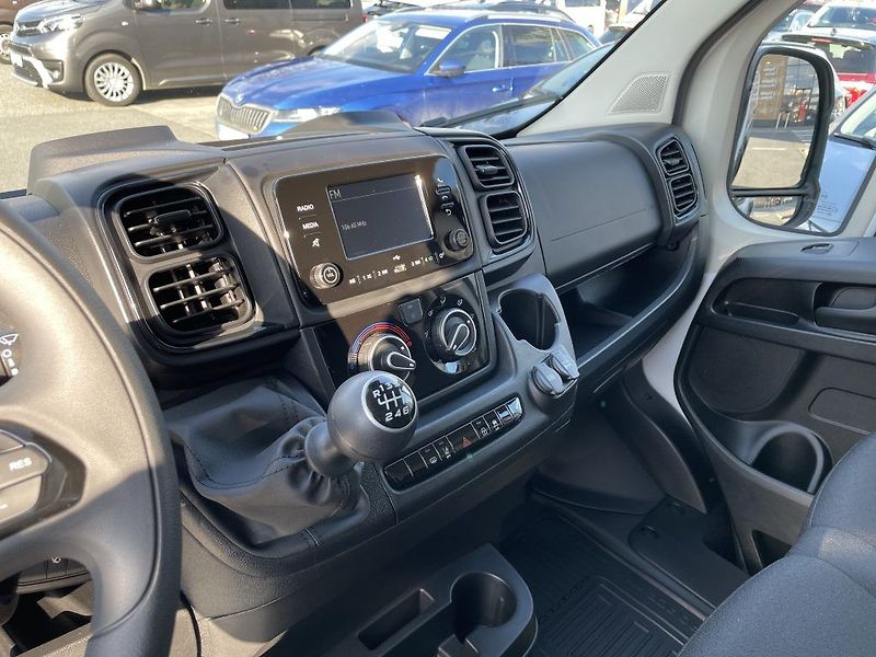 Toyota Proace Max 2.2D 140k 6MT L3H3 - fotka 20 z 33
