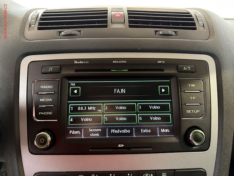 Škoda Octavia (2013) 1.6TDi 4x4, AC, park.čidla - fotka 11 z 14