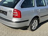 Škoda Octavia 1,9TDi DSG combi Team Edition - náhled 10