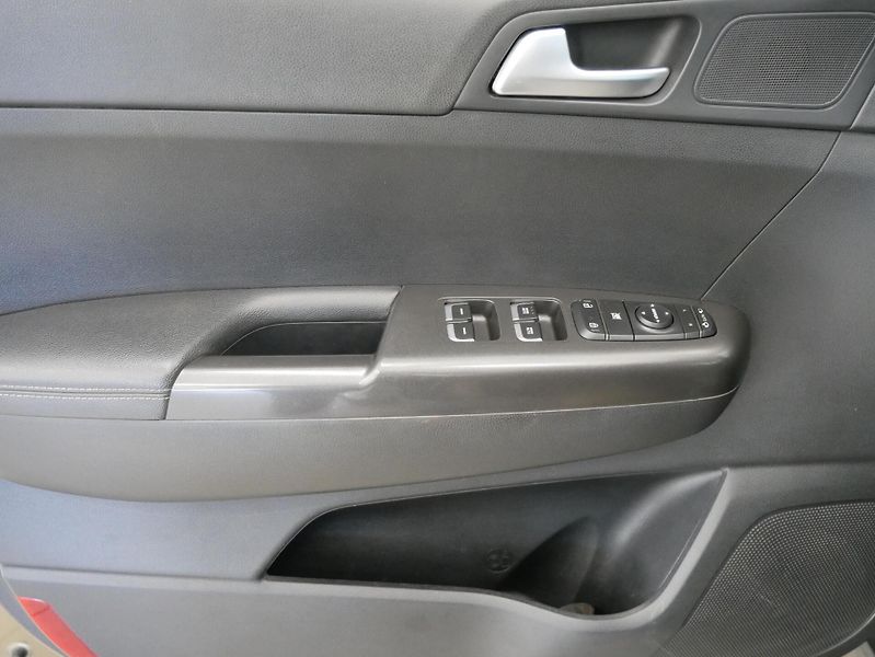Kia Sportage - fotka 11 z 25