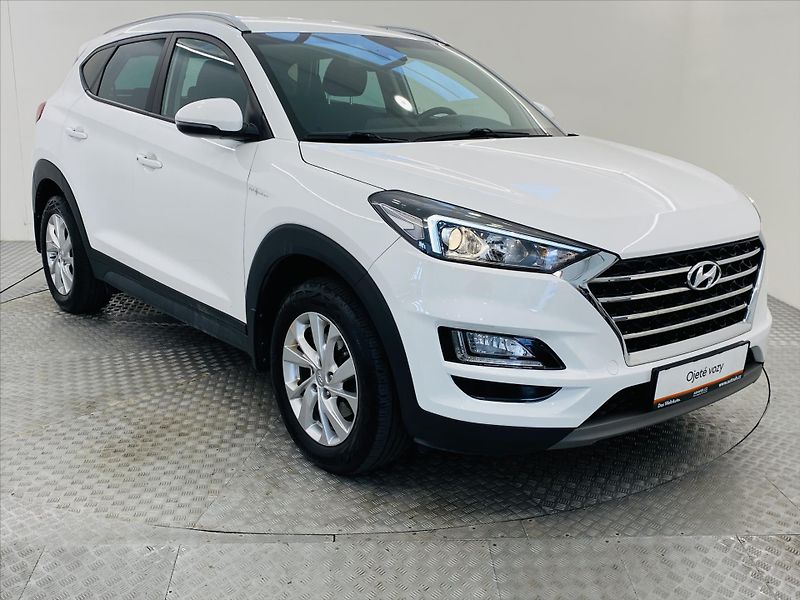 Hyundai Tucson 1,6 T-GDi 130kW 4x4 - fotka 25 z 26