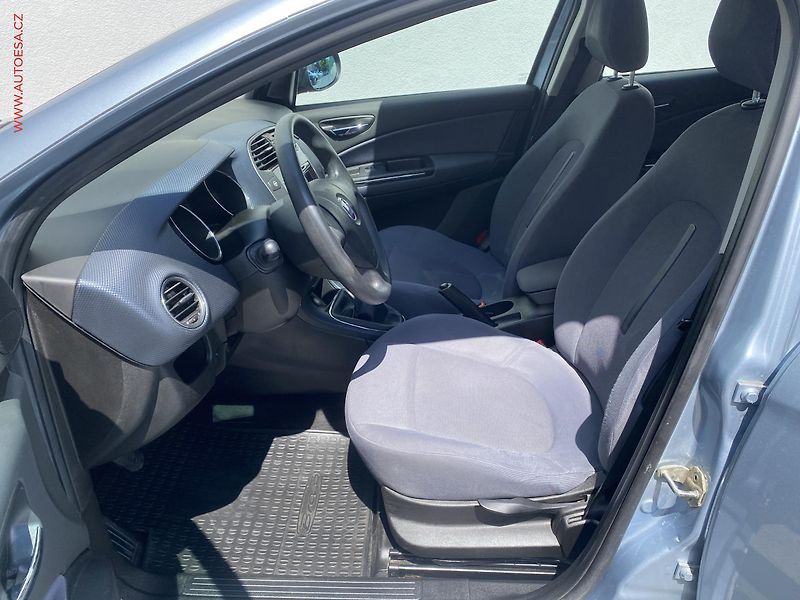 Fiat Bravo (2008) 1.4i, ČR, Emotion, AC, +kola - fotka 9 z 15