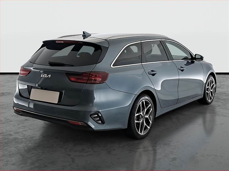 Kia Ceed (2023) Exclusive 1.5 T-GDI, ČR,1.maj - fotka 5 z 18