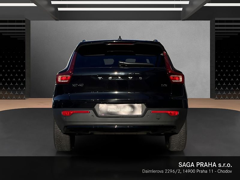 Volvo XC40 B4 Core DCT - fotka 5 z 18