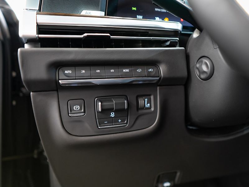 Cadillac Escalade (2026) 6.2 V8 Sport Platinum 2026 - fotka 23 z 46